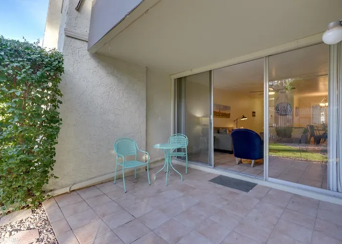 Walk To Waterfront! Couple's Retreat In Old Town Holiday home