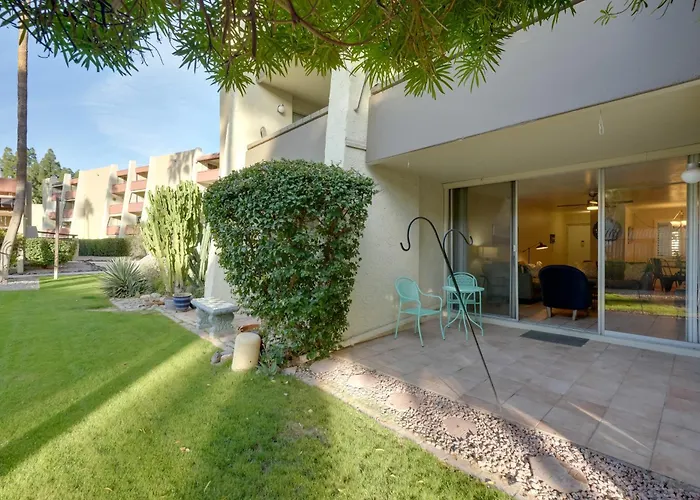 Walk To Waterfront! Couple's Retreat In Old Town Holiday home